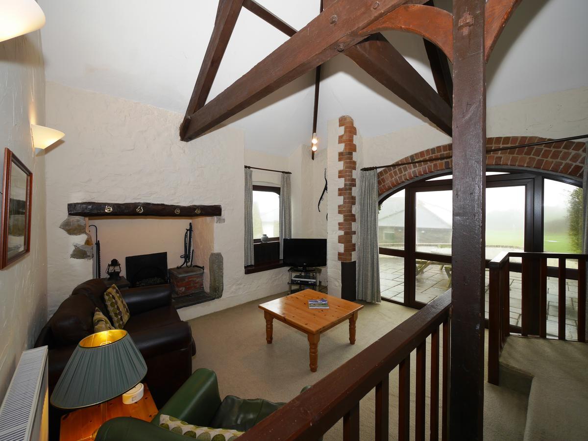 Kennacott Court Holiday Cottages Б'юд Екстер'єр фото